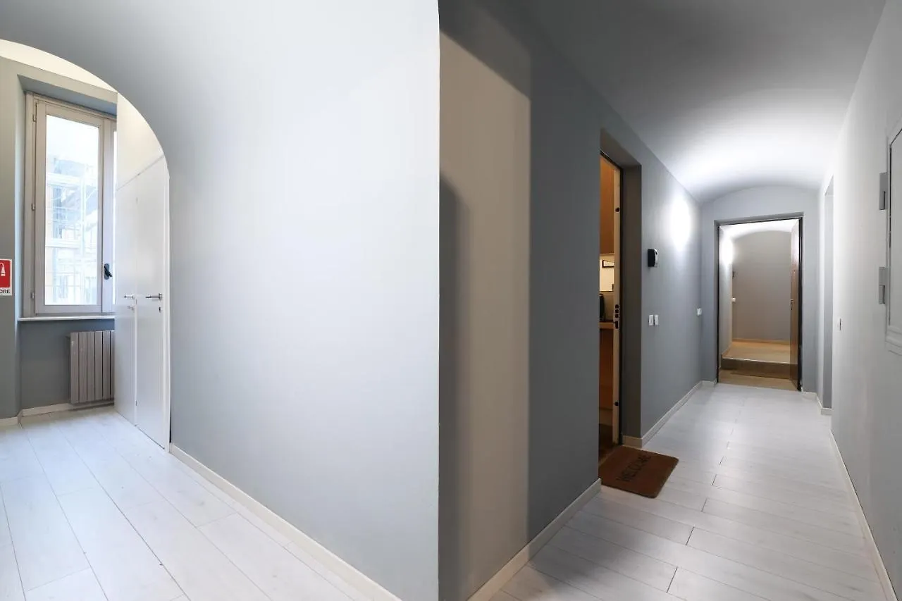 Apartament Luminoso Appartamento Con Balcone In Cadorna Mediolan Włochy